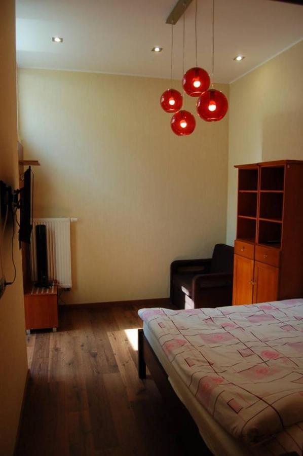Dom Weselny ,, Anna" Hotel Warlubie Buitenkant foto